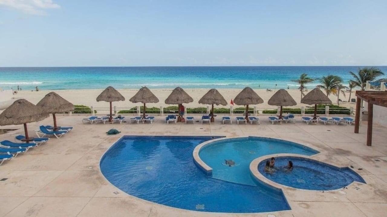 Casa Luna, Cozy Beach Front Apartment In Cancún Exterior foto