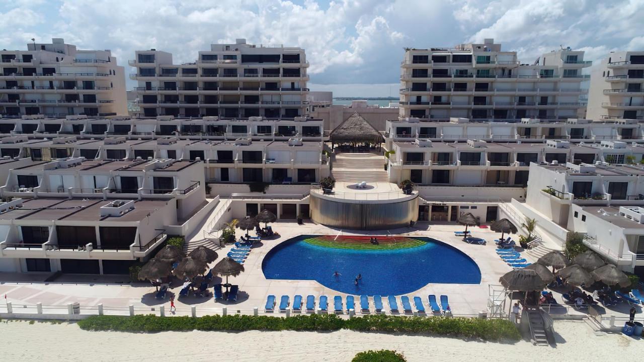 Casa Luna, Cozy Beach Front Apartment In Cancún Exterior foto